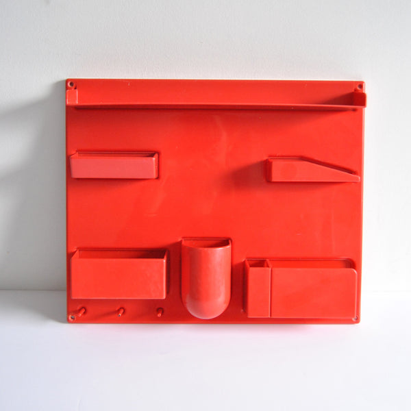 Wall-All III Red Plastic Unit Dorothee Maurer-Becker Uten.Silo